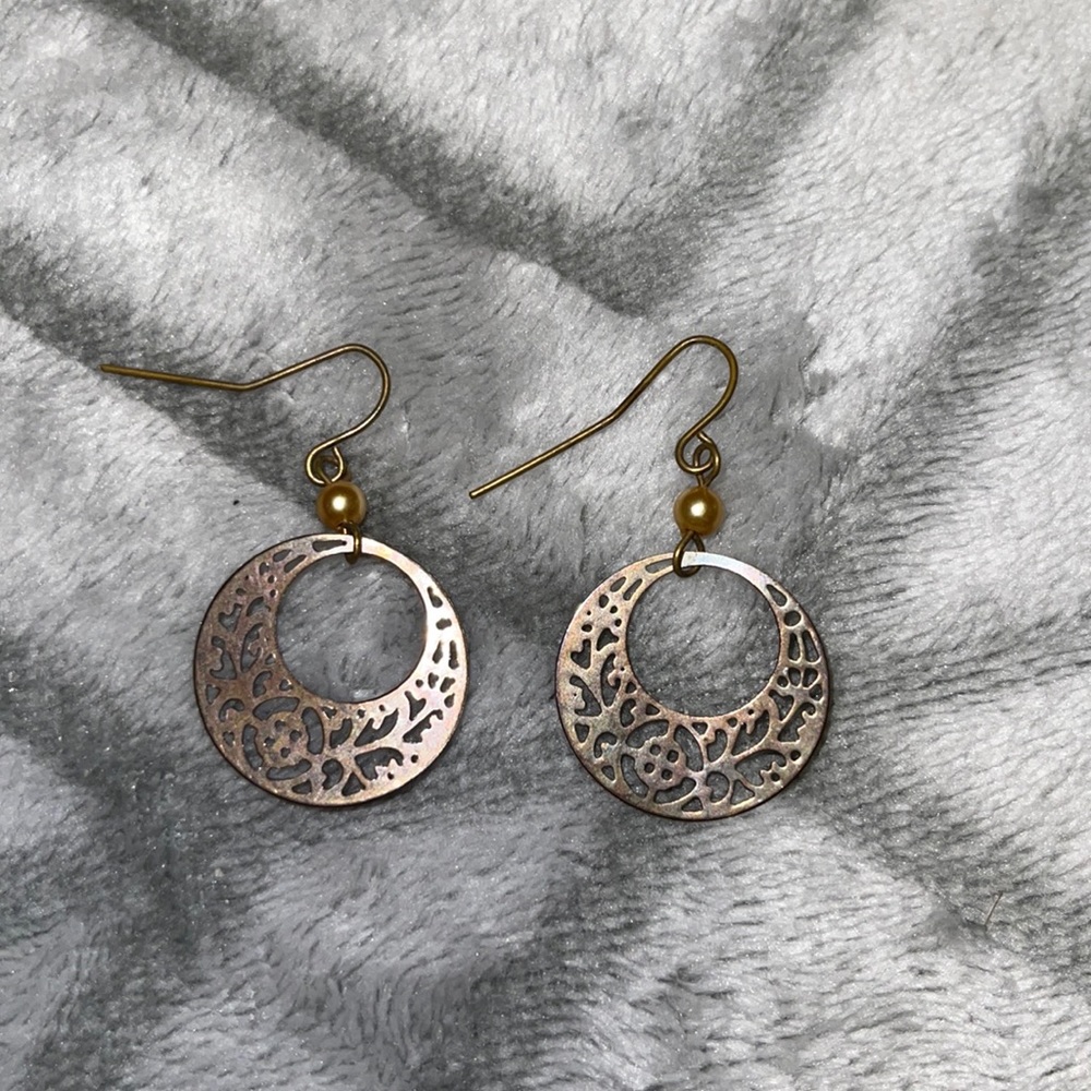 Gold earrings
